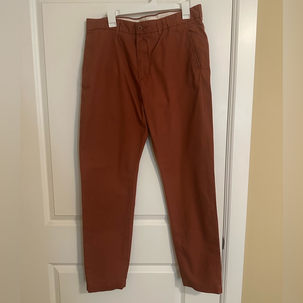 H&M Men’s Slim Fit Chino Pants